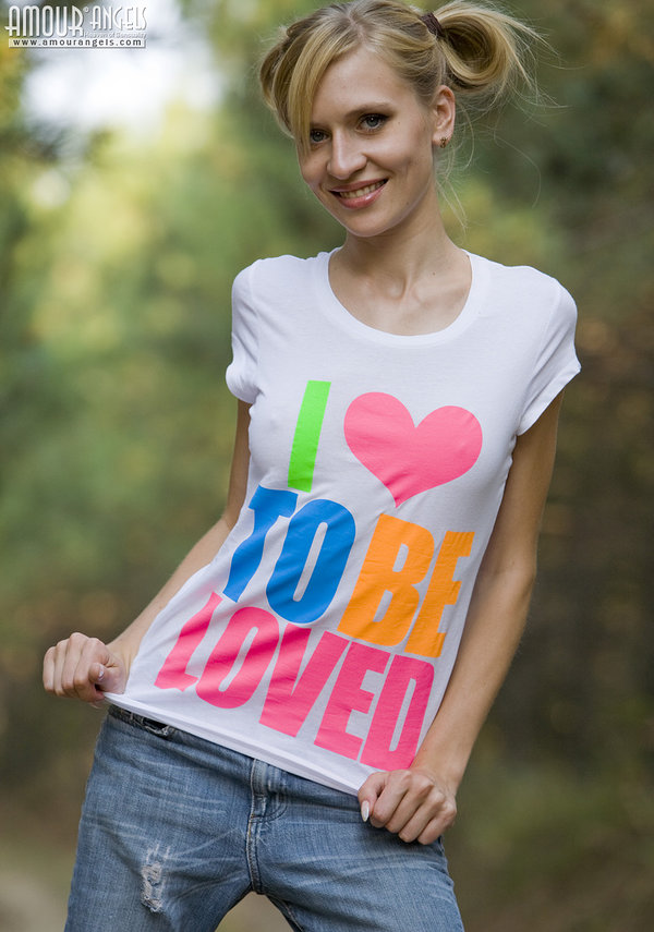 Люда, 24